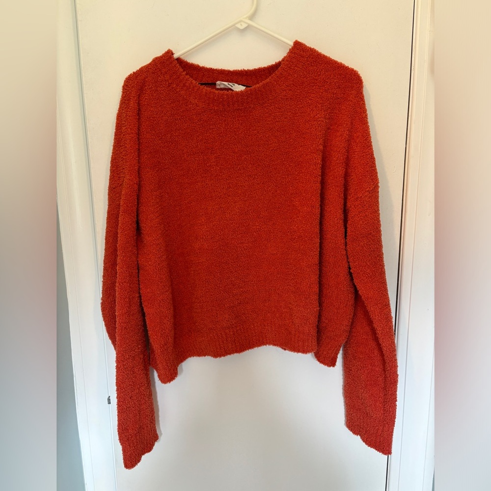 Women’s slightly cropped Sweater